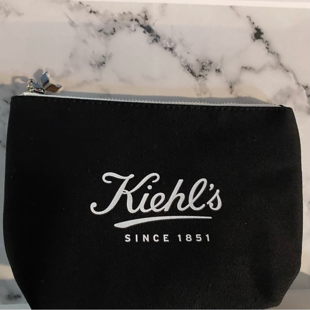 Kiehl's Classic Black Pouch